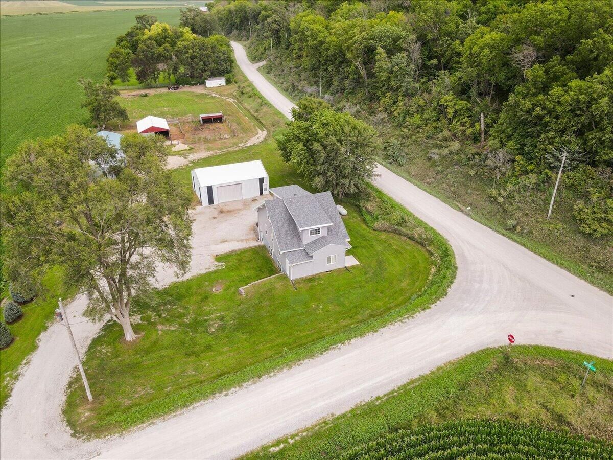Property Photo:  20800 Paddock  Avenue  IA 51561 