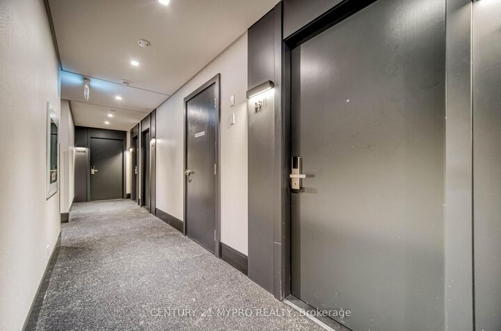 Photo de la propriété:  12 Gandhi Lane 2811  ON L3T 0G8 
