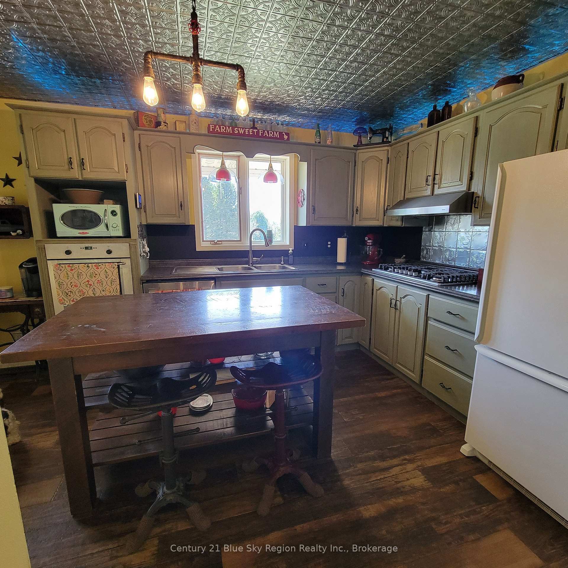 Property Photo: 336 Bennet Road ON P0H 2N0