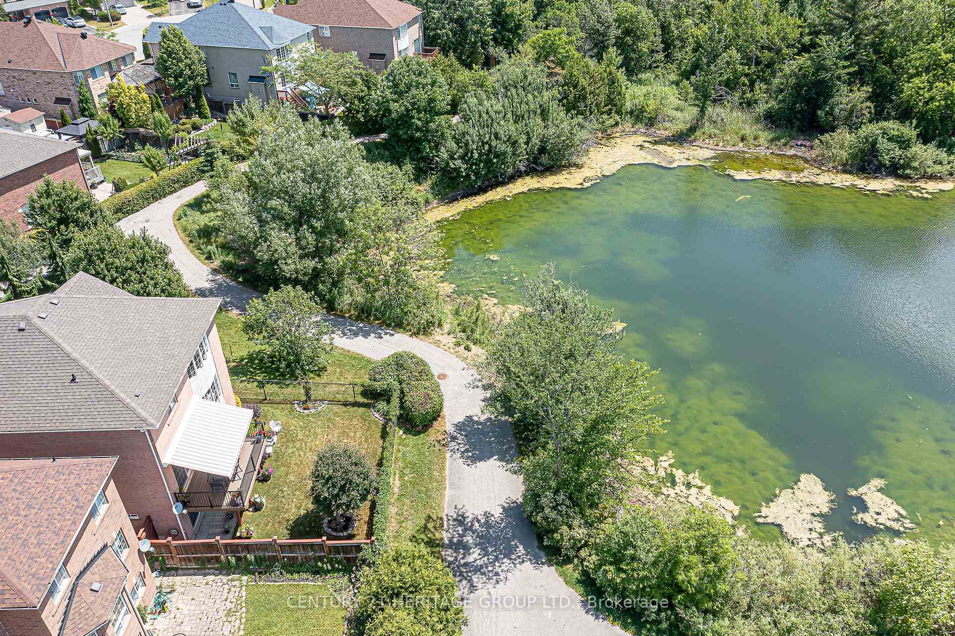 Property Photo: 49 Pagoda Drive ON L4E 4N5