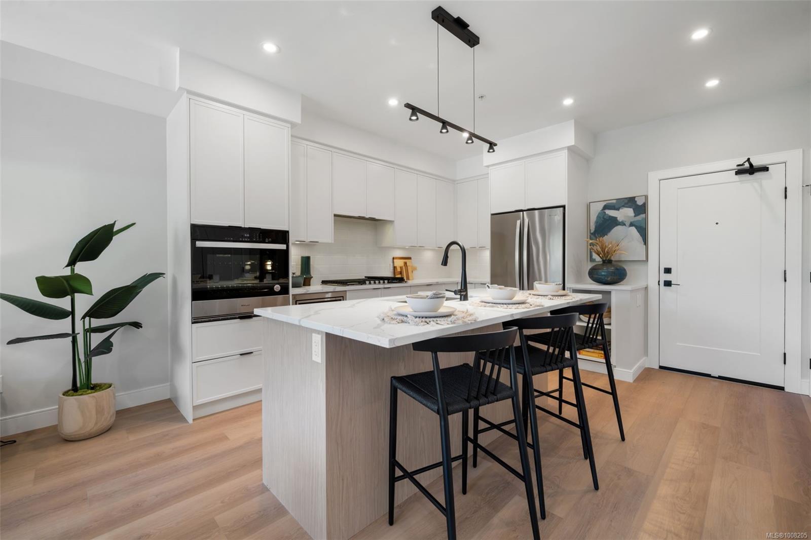 Property Photo:  1810 Selenite Pl 507  BC V9B 7E2 