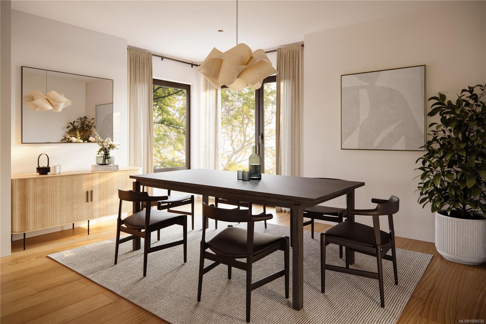 Property Photo:  907 Redfern Rd E W8  BC V8S 4H8 