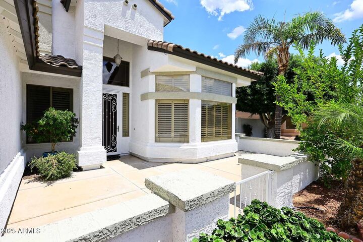 Property Photo: 7022 W Quail Avenue AZ 85308