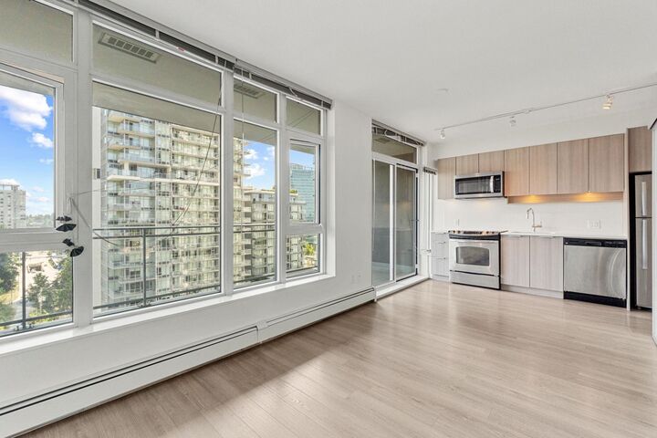 Property Photo: 13308 Central Avenue 1010 BC V3T 0M4
