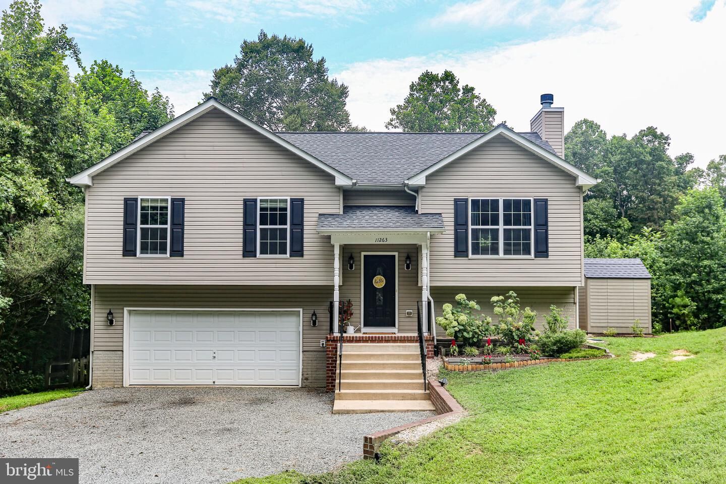 Property Photo: 11263 Dahlgren Road VA 22485