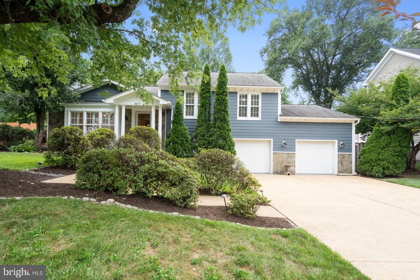Property Photo: 6617 Ivy Hill Drive VA 22101