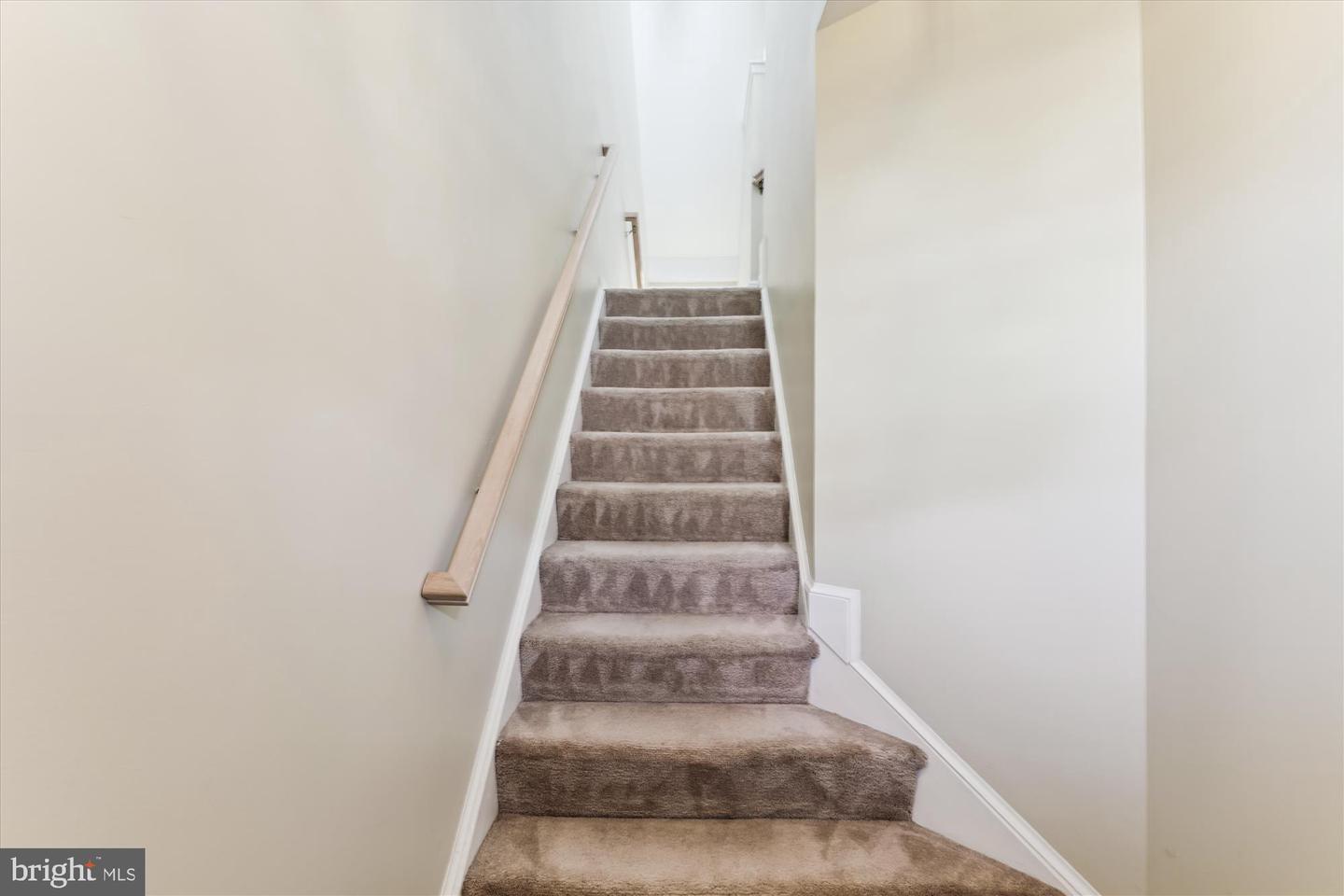 Property Photo: 45465 Bluemont Junction Square VA 20164