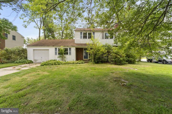 Property Photo: 400 Lee Terrace DE 19803
