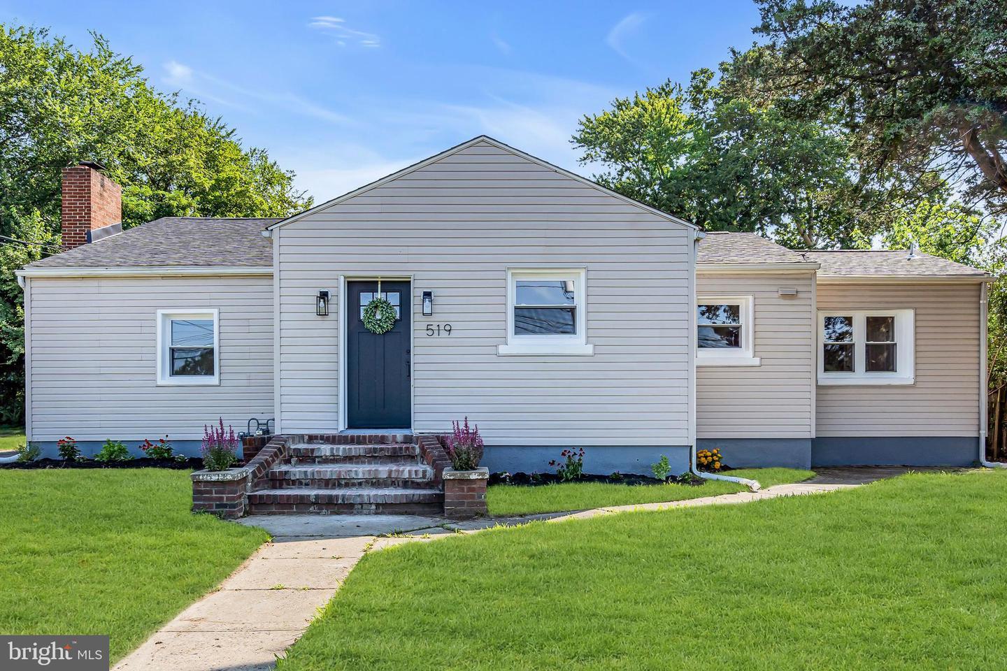 Property Photo: 519 S Black Horse Pike NJ 08012