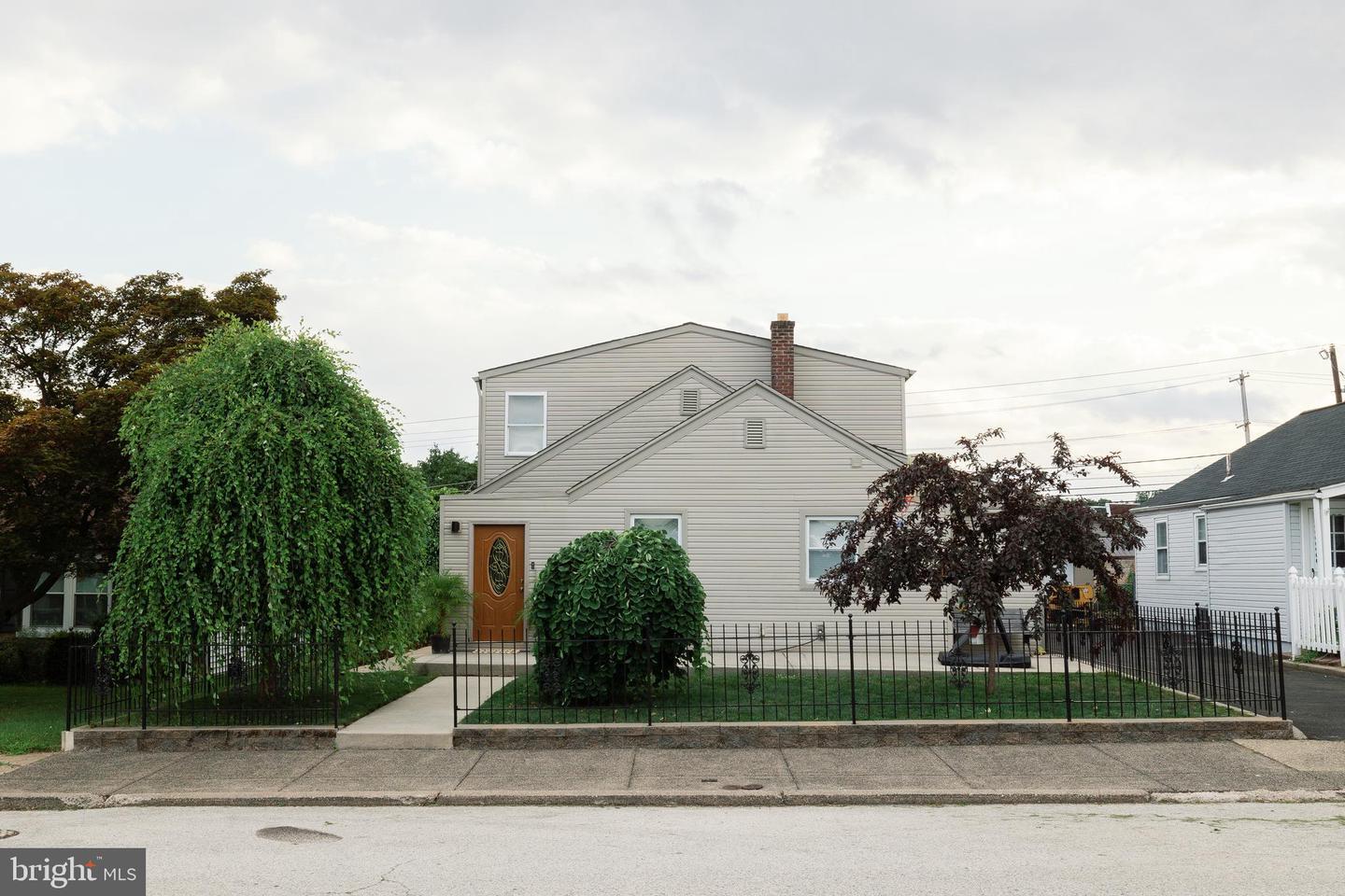 Property Photo:  3116 Fordham Road  PA 19114 