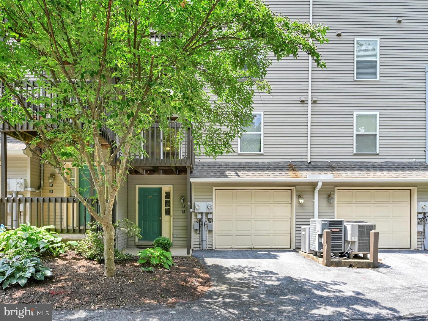 Property Photo:  34 Westpointe Drive  PA 17522 