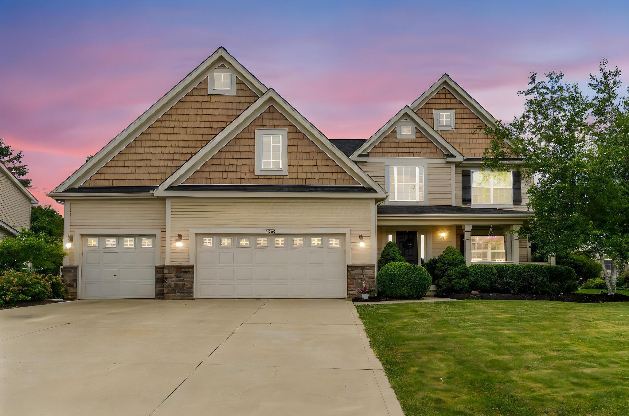 Property Photo: 1305 Fox Run Drive OH 43040