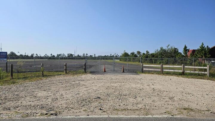 Property Photo: 2110 Industrial Drive FL 32405