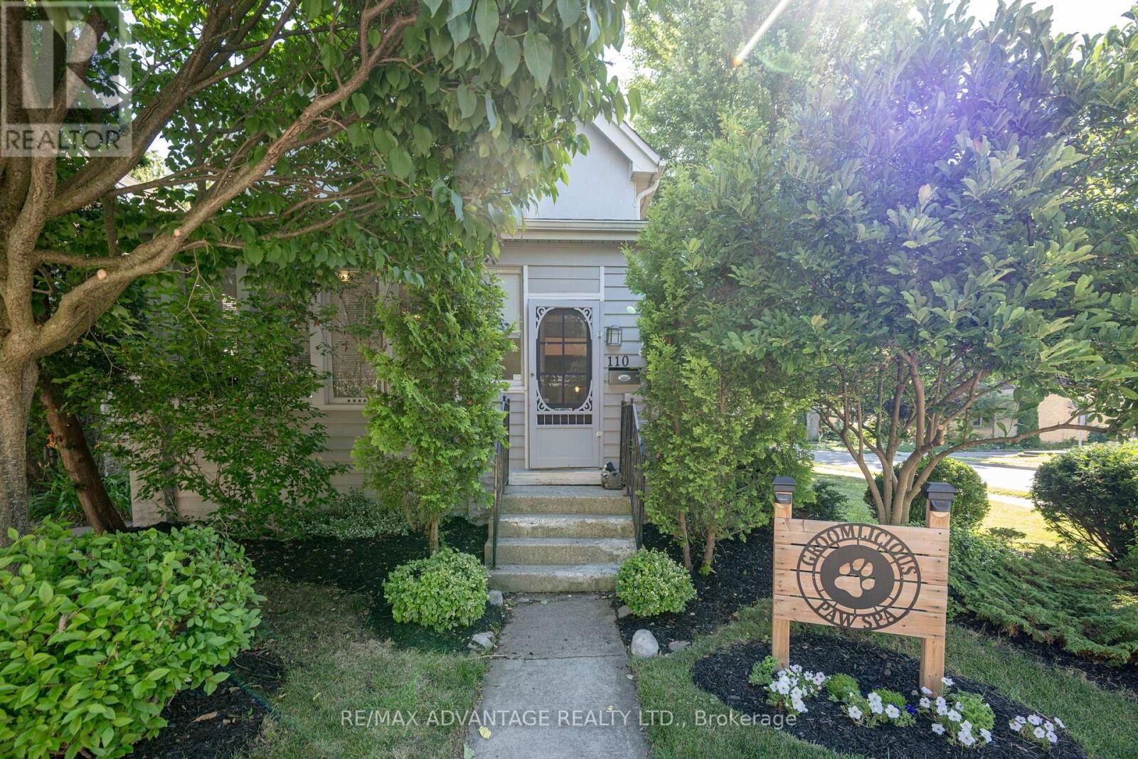 Property Photo: 110 Marley Place ON N6C 1S8