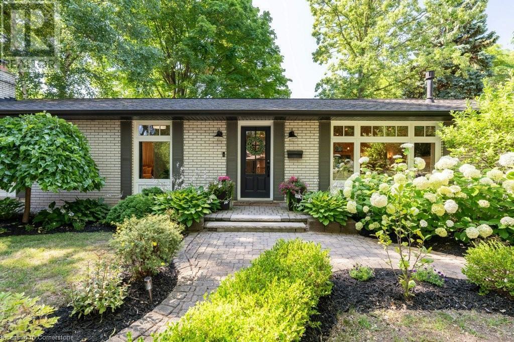 Photo de la propriété:  380 Abbott Road  ON L7N 1Z3 
