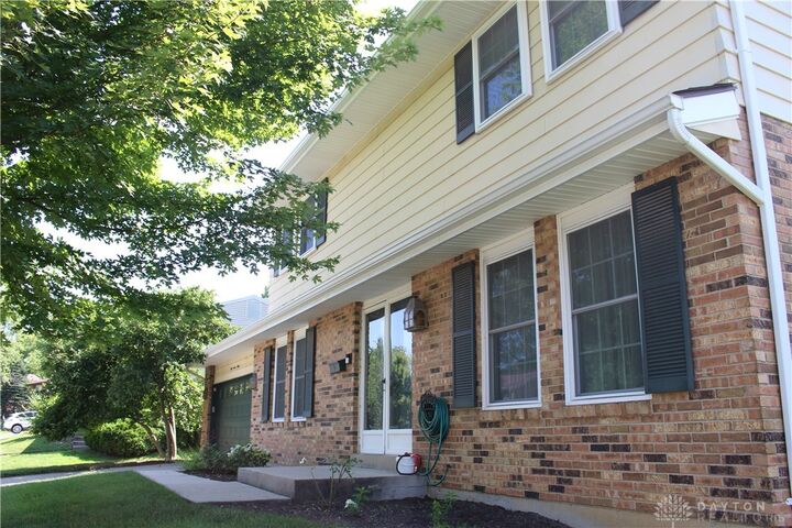 Property Photo:  4730 Strathaven Drive  OH 45424 