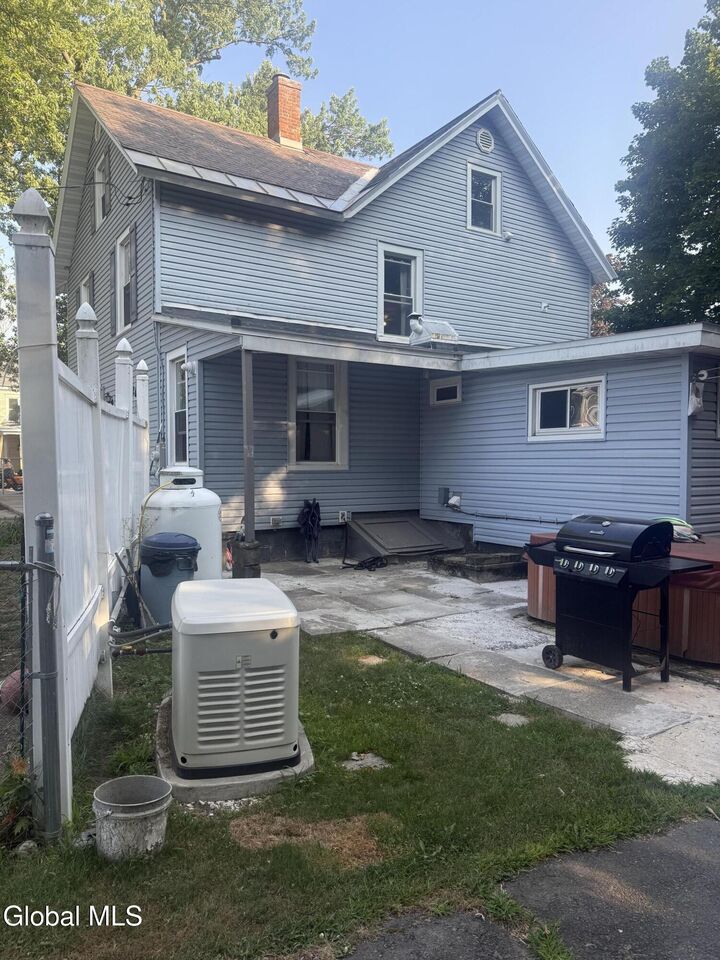 Property Photo:  725 Snyders Corners Road  NY 12140