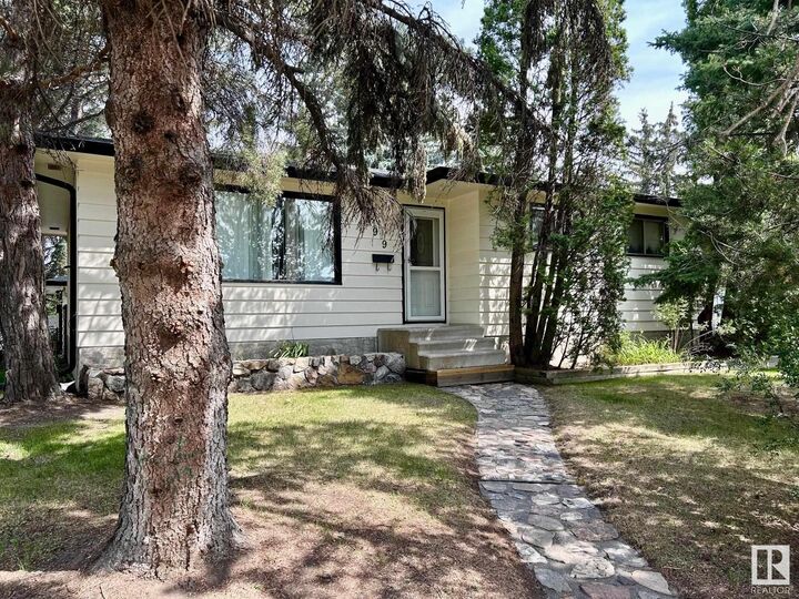 899 Alder Avenue  Sherwood Park AB T8A 1V4 photo