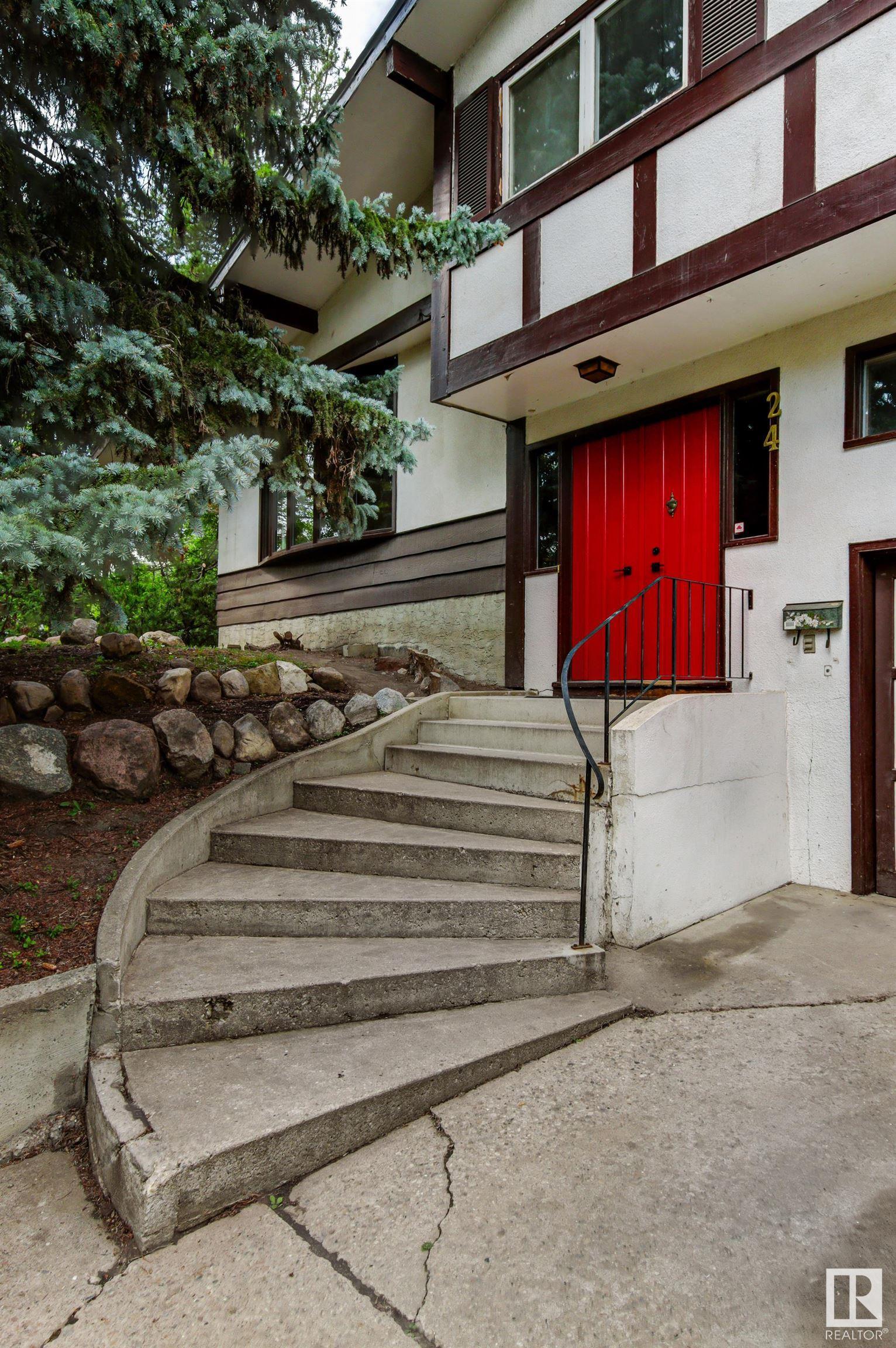 Photo de la propriété:  24 Grenfell Avenue  AB T8N 0Z1 
