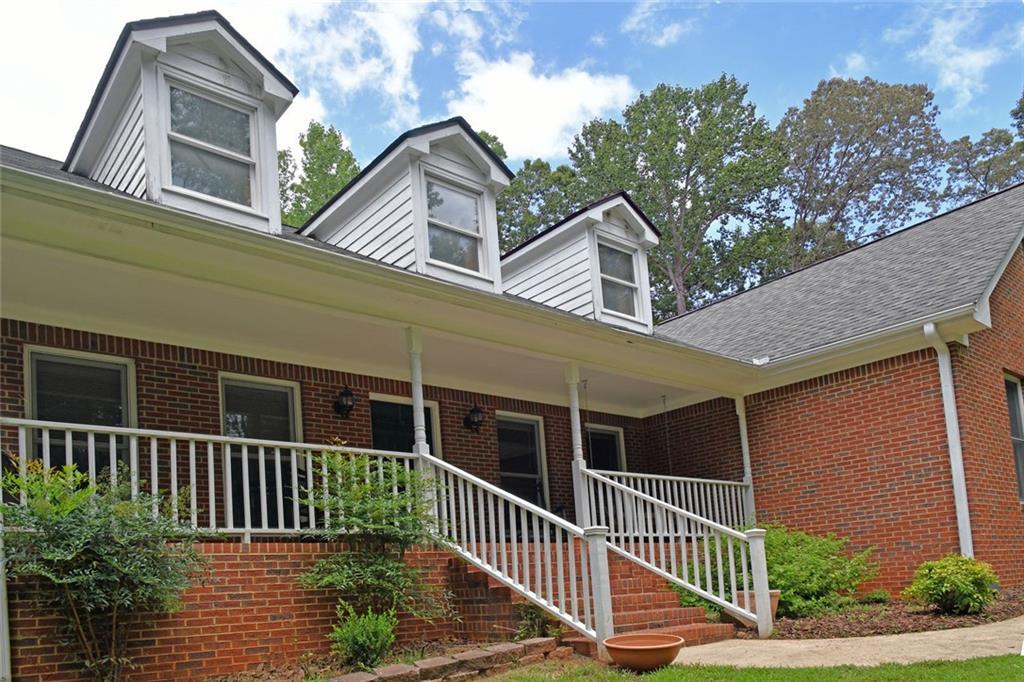 Property Photo: 336 Oconee Lane Lane GA 30529