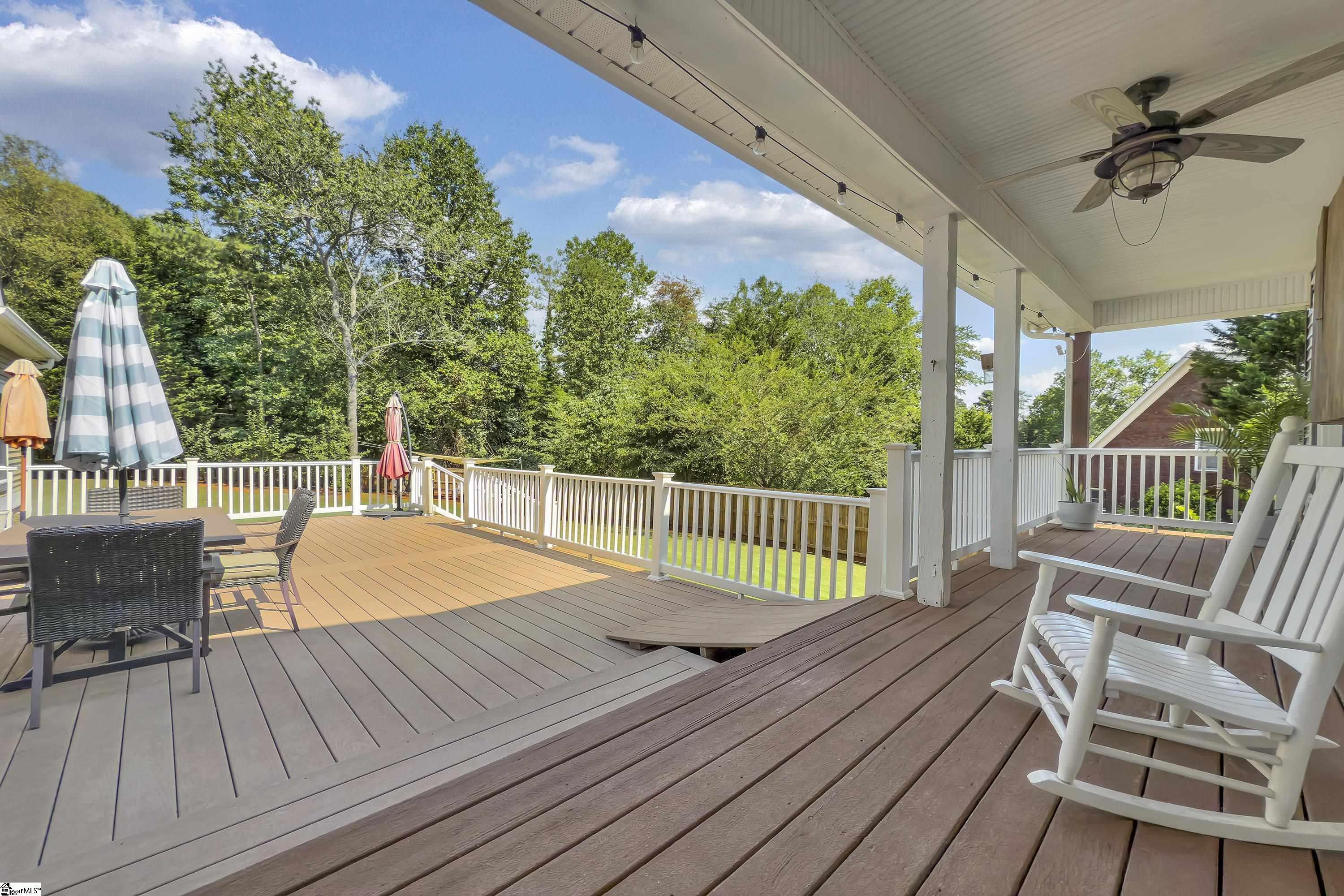 Property Photo: 117 Ridgestone Drive SC 29630