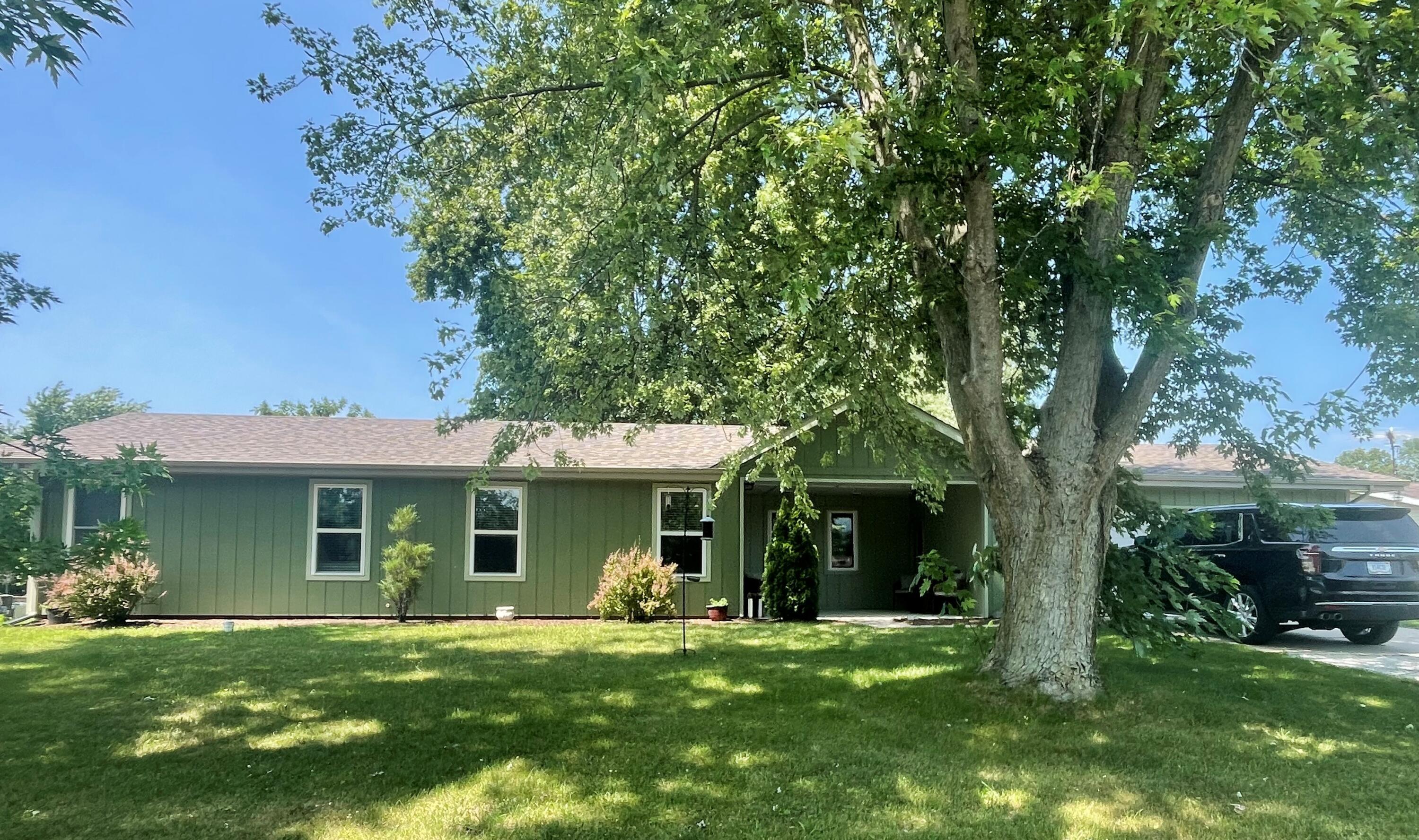 Property Photo: 2088 N 150 IN 46350