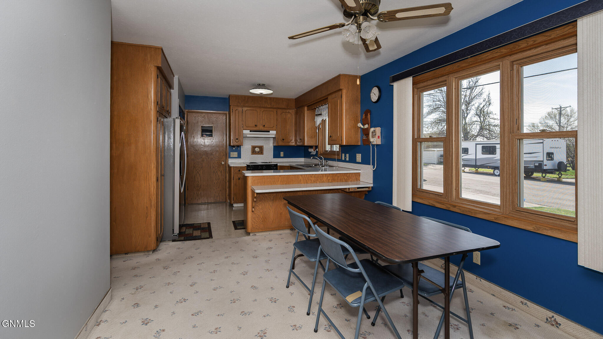 Property Photo:  2802 E Ave E  ND 58501 
