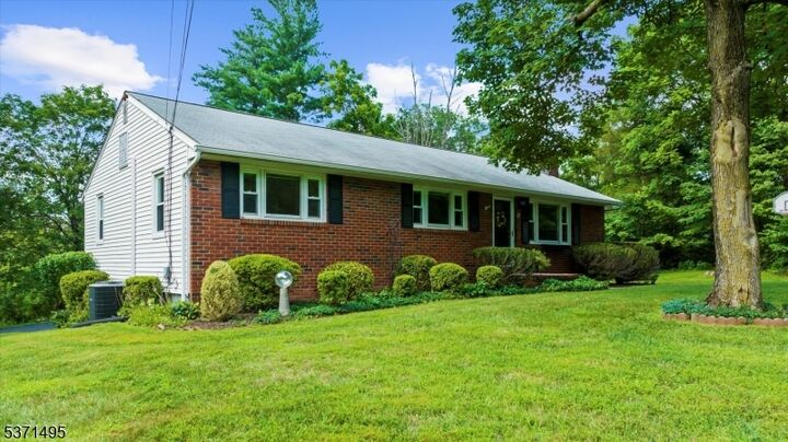 Property Photo: 27 Greenwood Pl NJ 08822