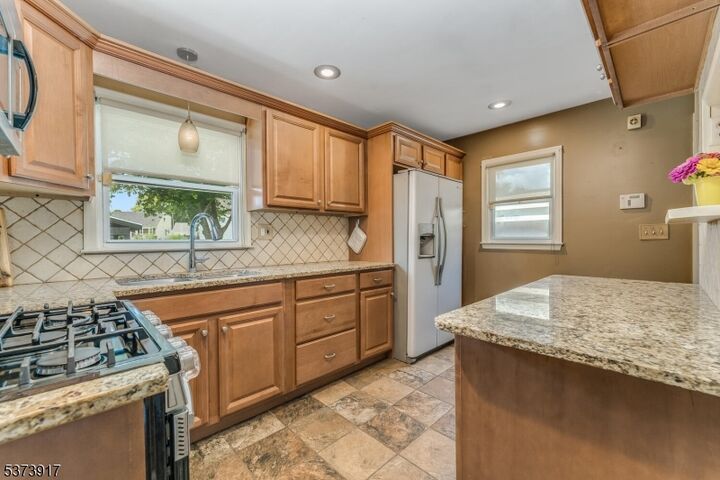 Property Photo: 84 N Riverview Rd NJ 08865