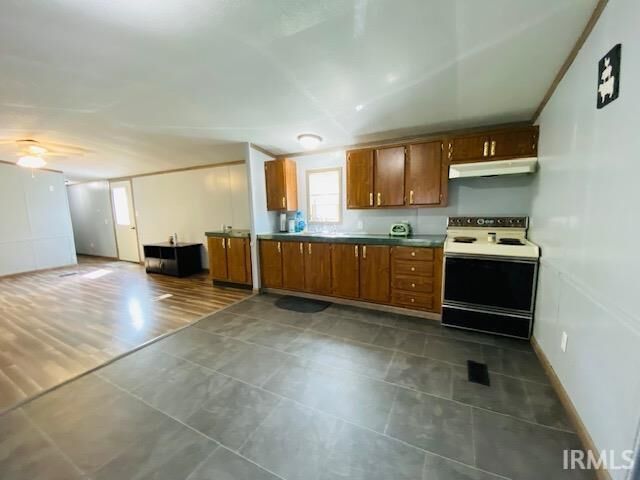 Property Photo:  715 S 10th Street  IN 47567 