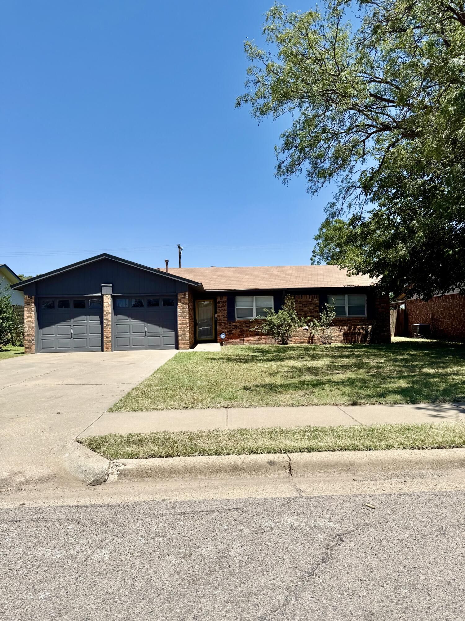 Property Photo: 4404 52nd Street TX 79414