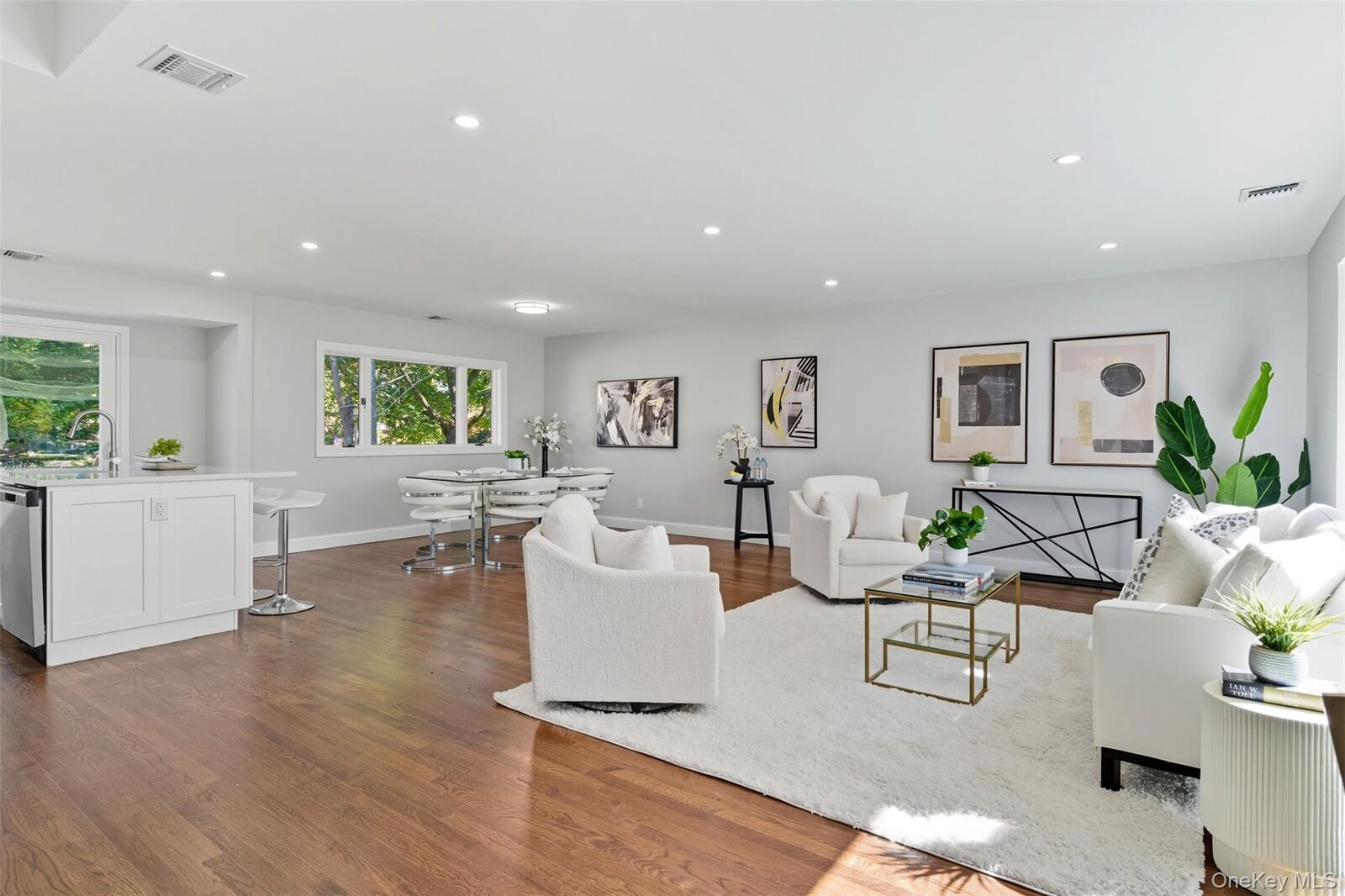 Property Photo: 15 Byfield Place NY 11747