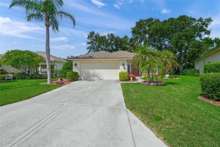 4098 Westbourne Circle  Sarasota FL 34238 photo