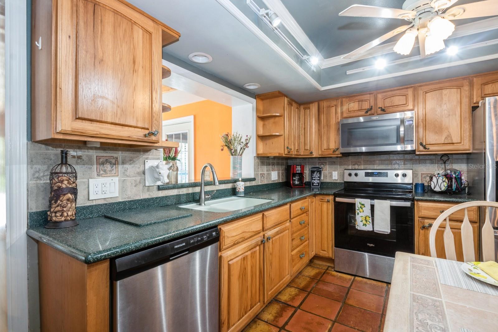 Property Photo:  8548 Shady Glen Drive  FL 32819 