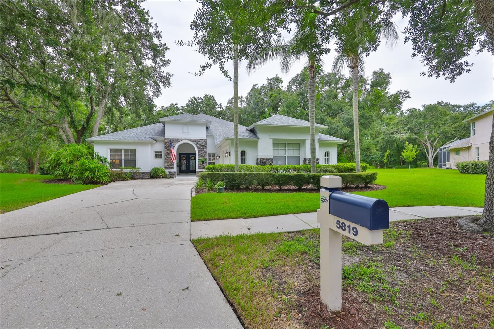 Property Photo: 5819 Bent Grass Drive FL 33596