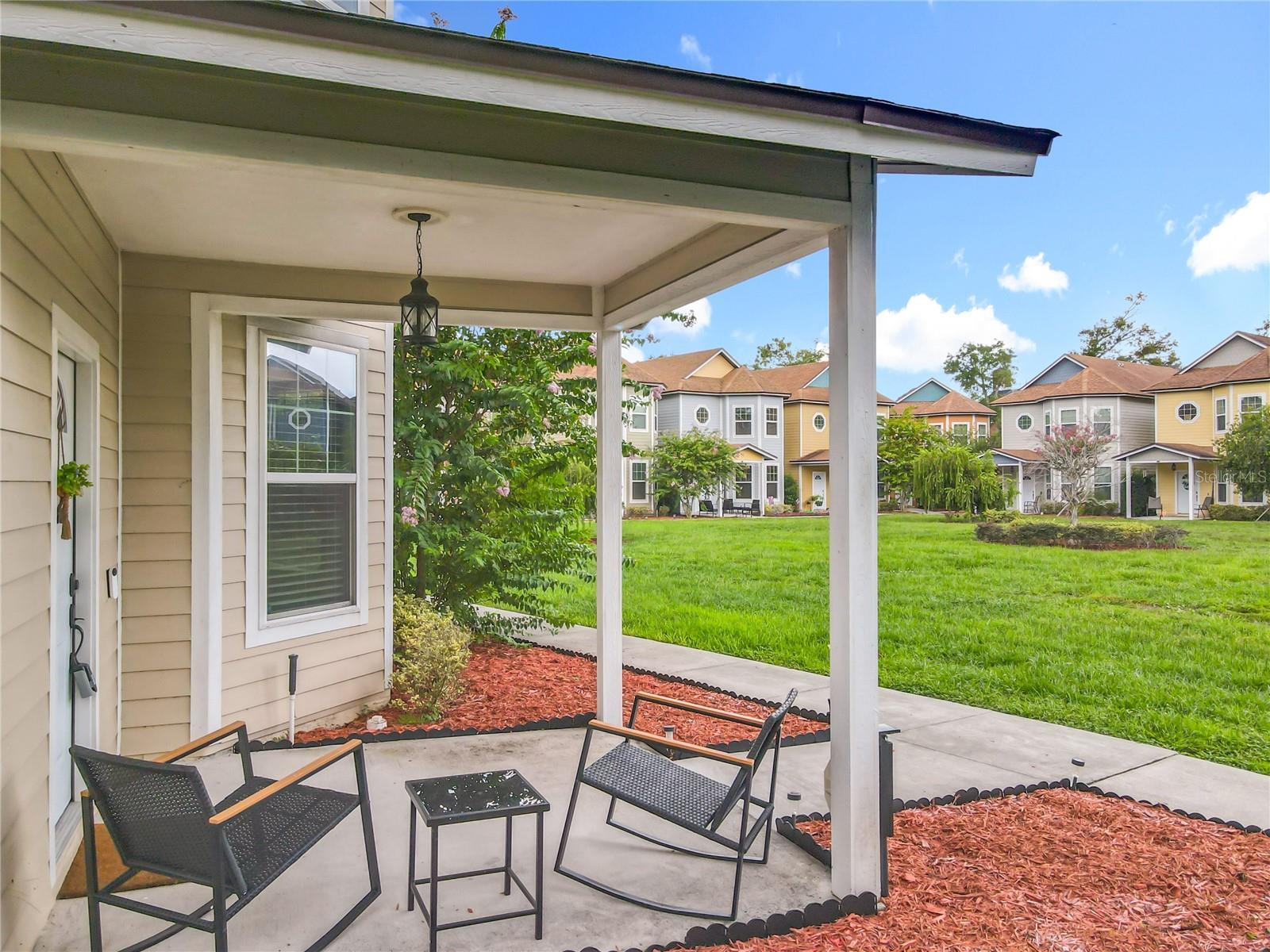 Property Photo: 553 Sunbranch Lane FL 32707