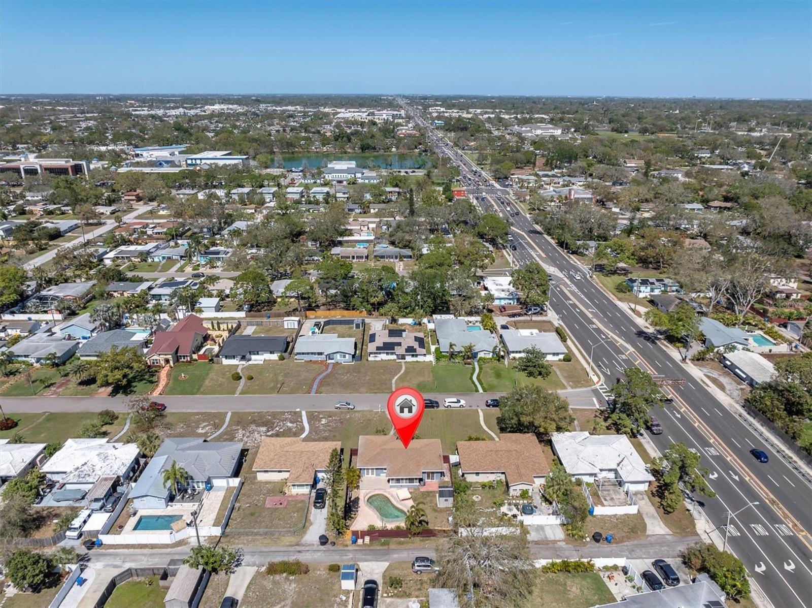 Property Photo: 6618 3rd Avenue N FL 33710