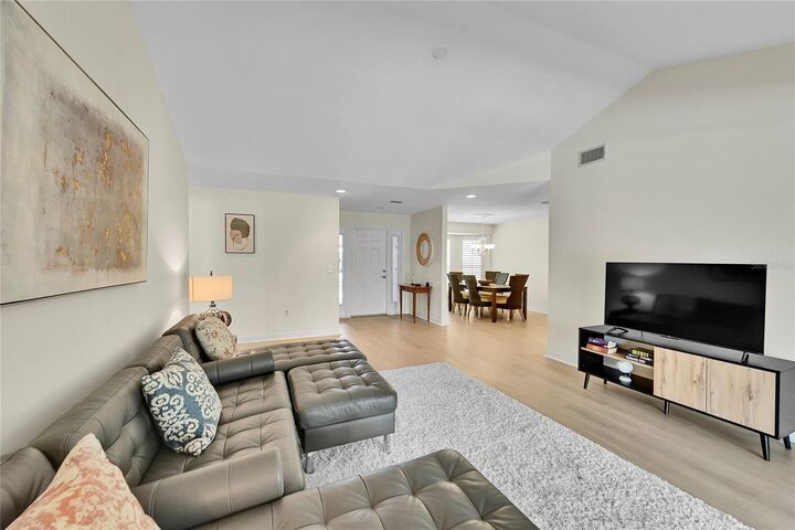 Property Photo: 1569 Waterford Drive FL 34292