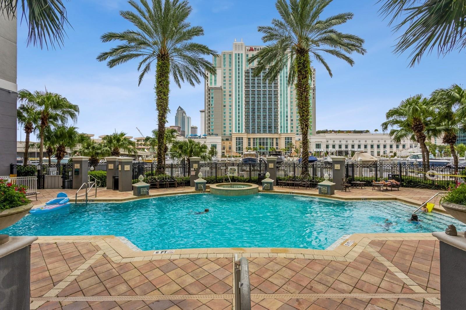 Property Photo:  700 S Harbour Island Boulevard 722  FL 33602 