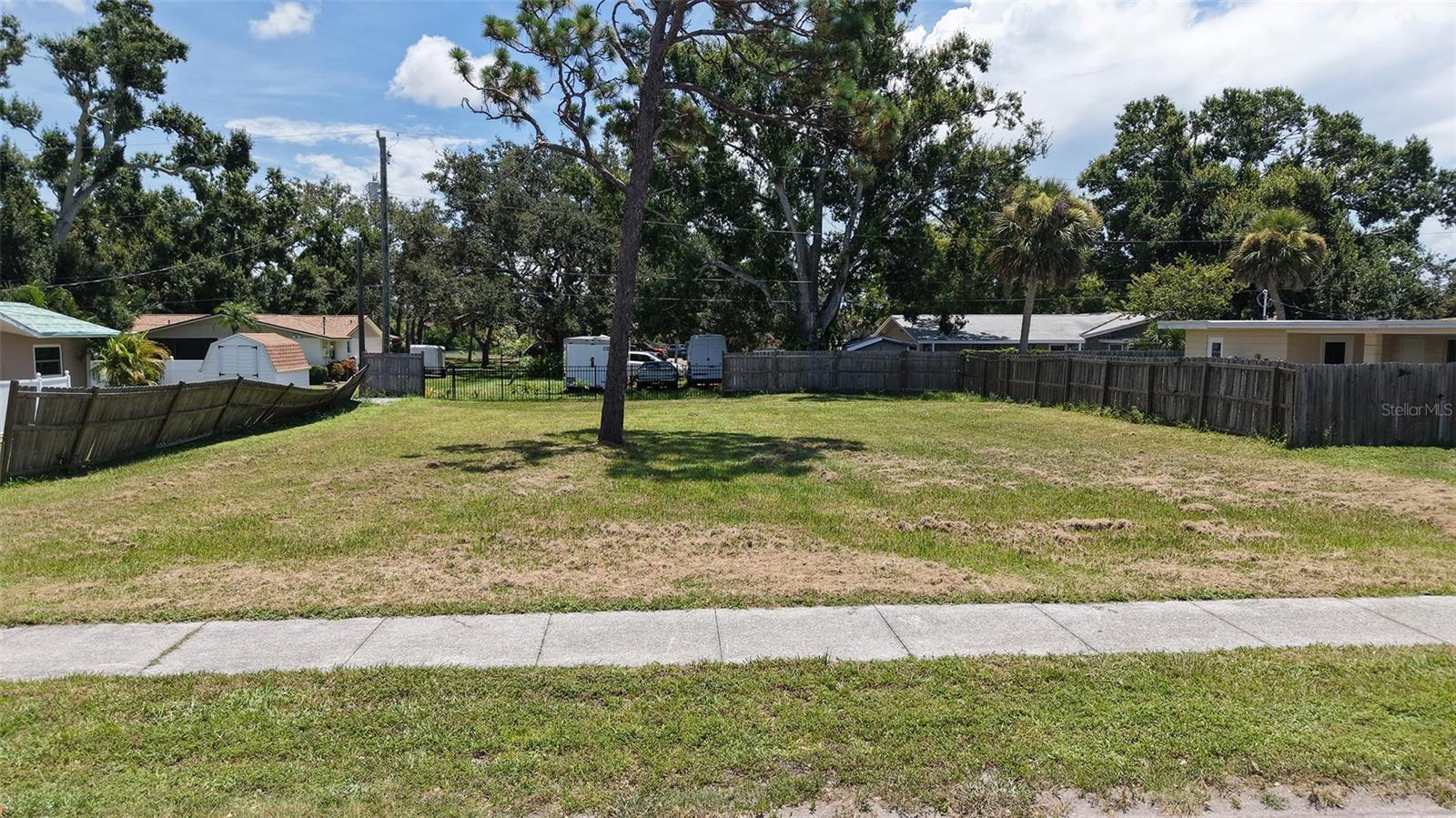 Property Photo: Valencia Road FL 34293