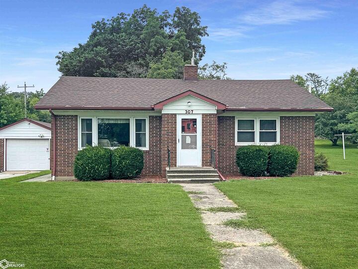 Property Photo: 307 Madison Street IA 50672