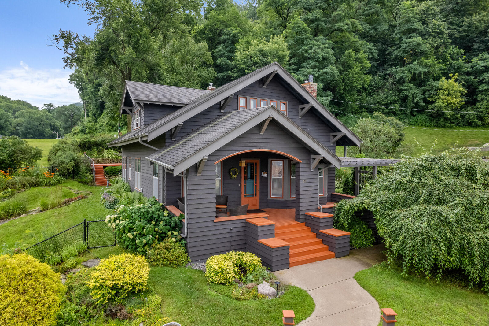 Property Photo:  707 Main St  WI 54632 