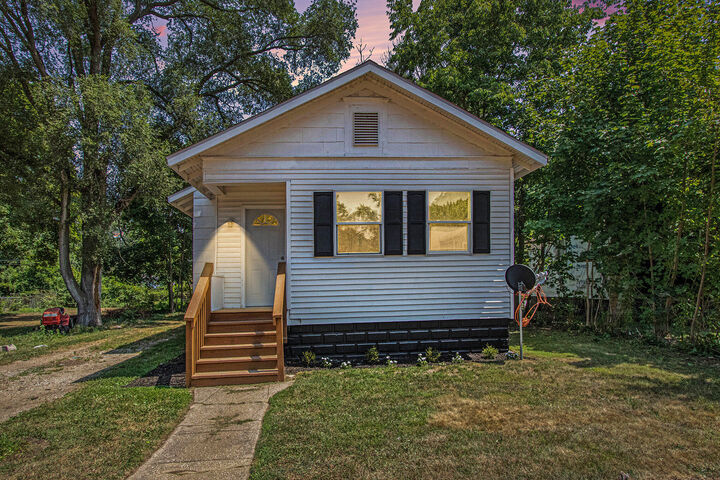 Property Photo: 995 McAlister Avenue MI 49022