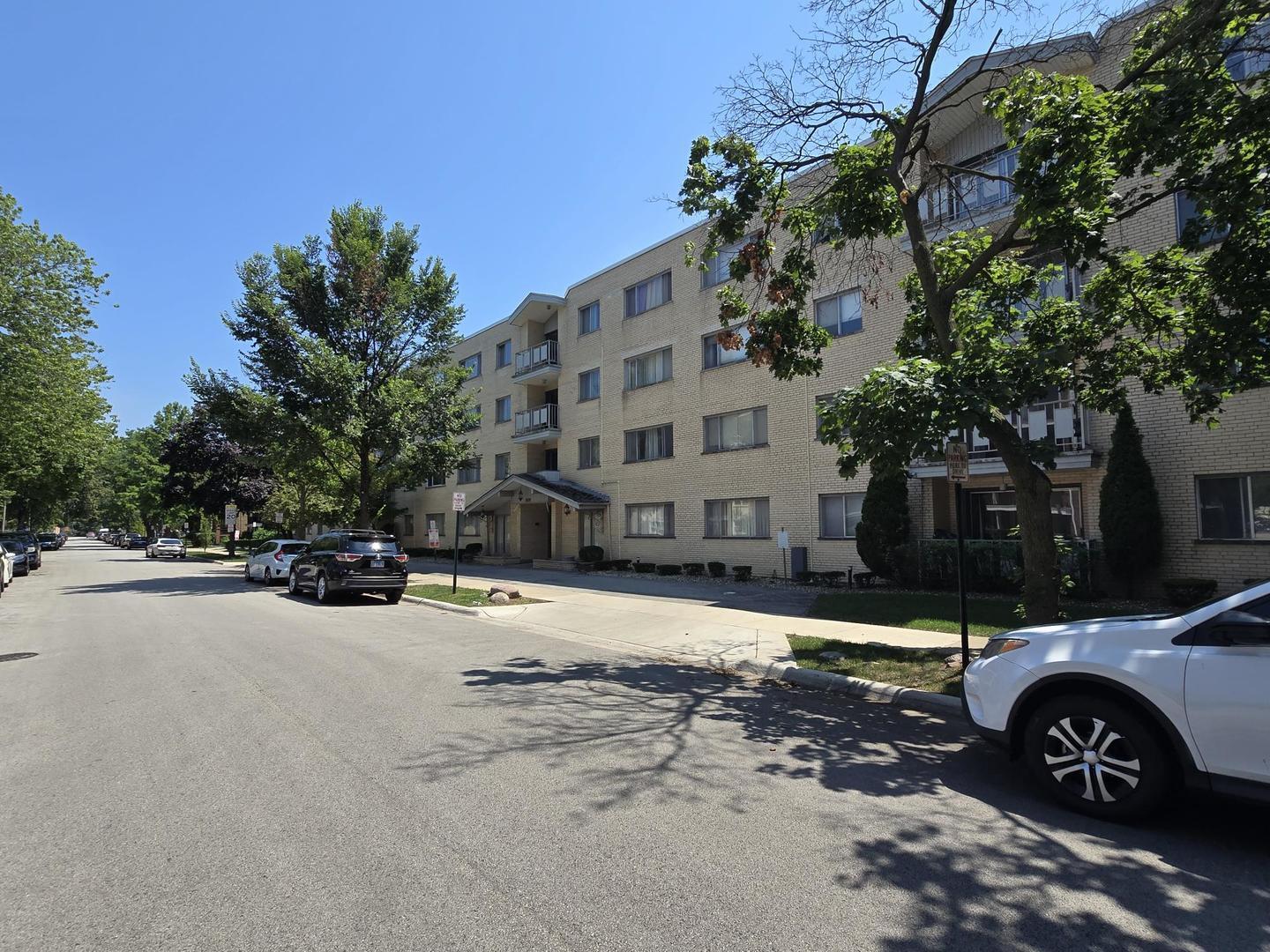 Property Photo: 5251 Galitz Street 410 IL 60077