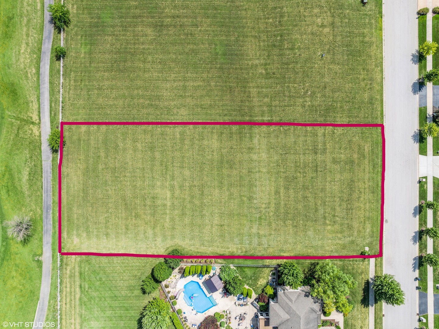 Property Photo: 7148 Golfview Court IL 60560