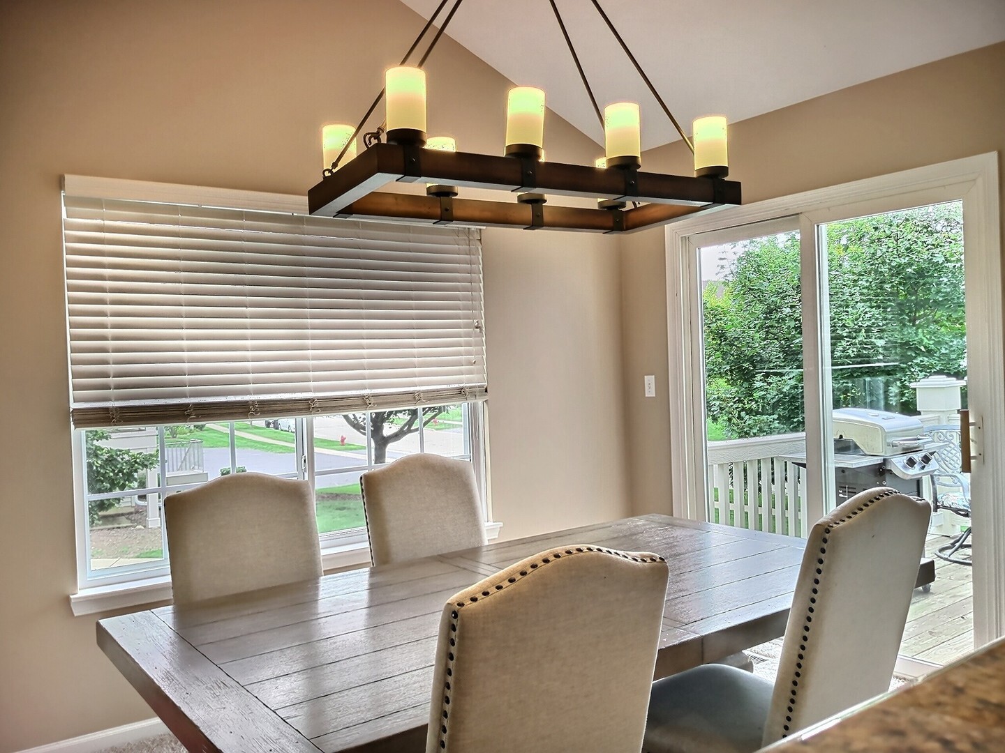 Property Photo:  557 Cary Woods Circle  IL 60013 