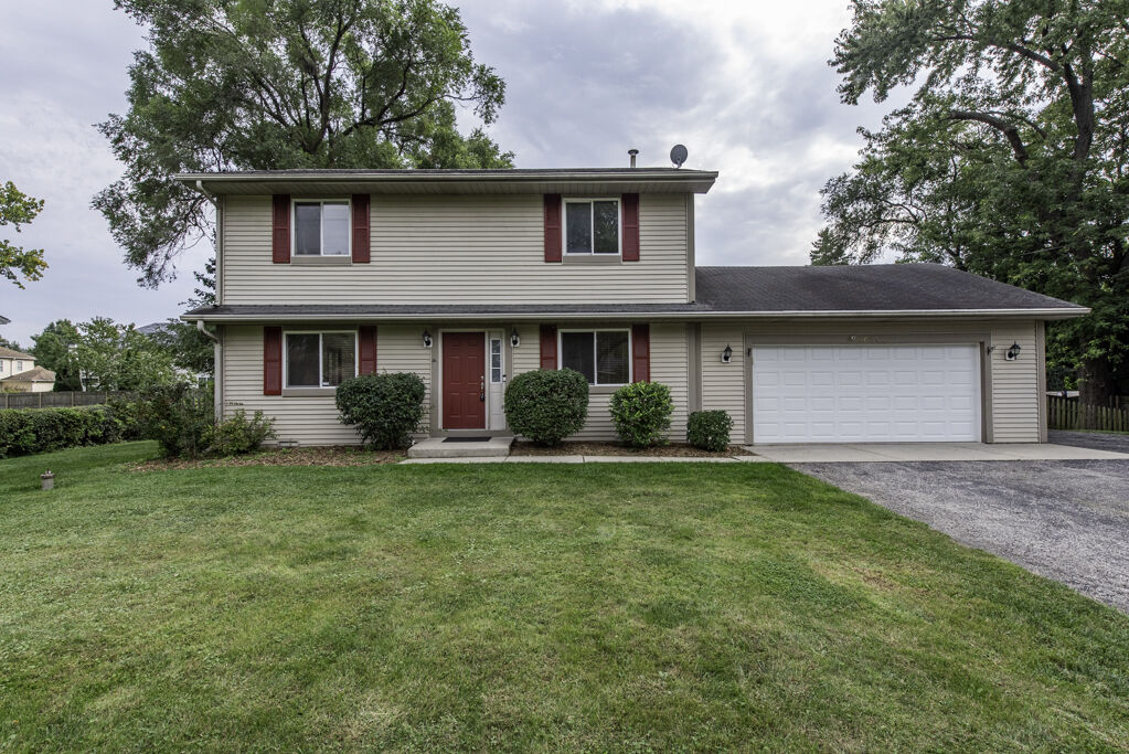 Property Photo: 3627 Atlantic Avenue IL 60031