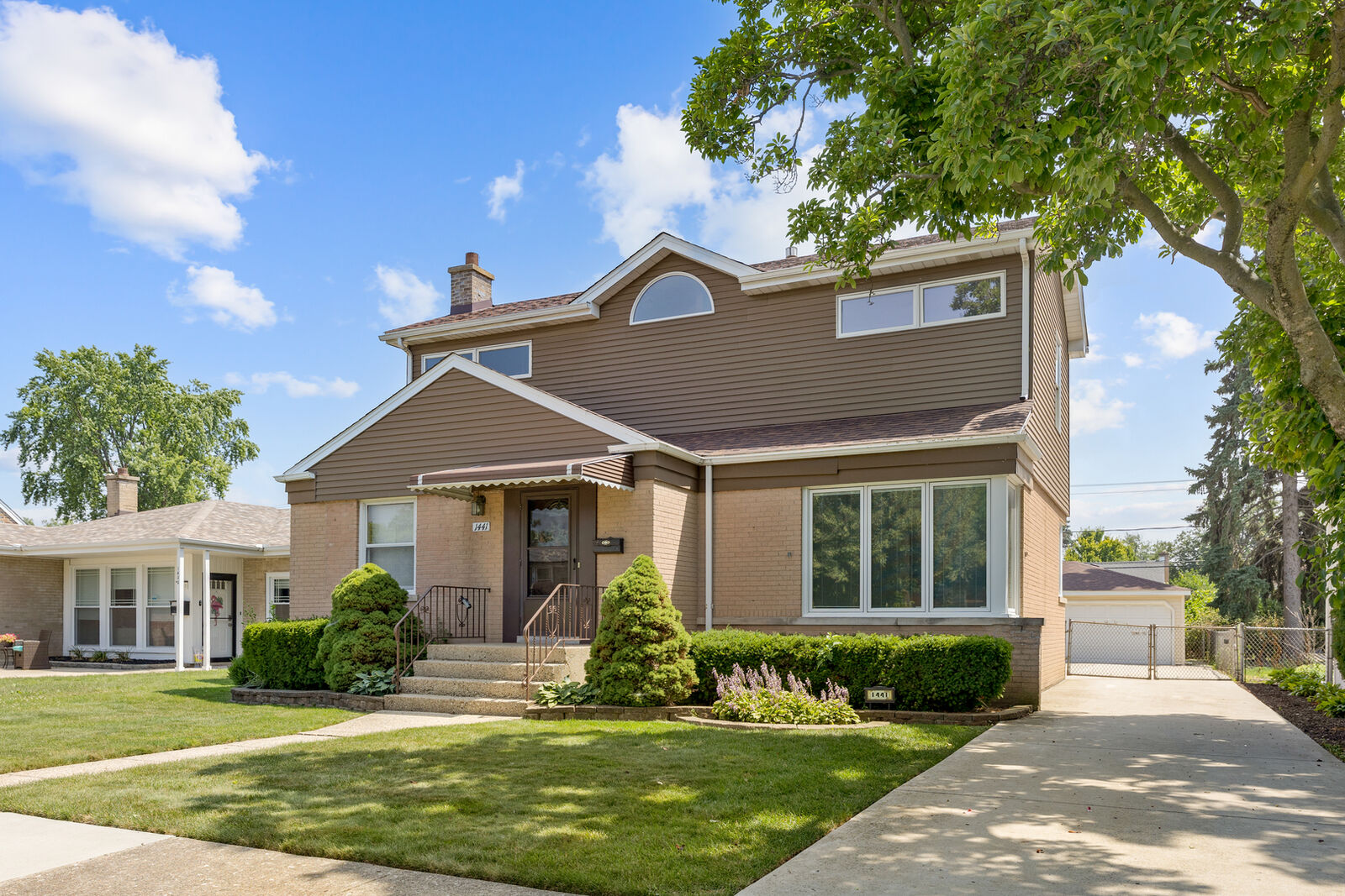 Property Photo:  1441 Mandel Avenue  IL 60154 