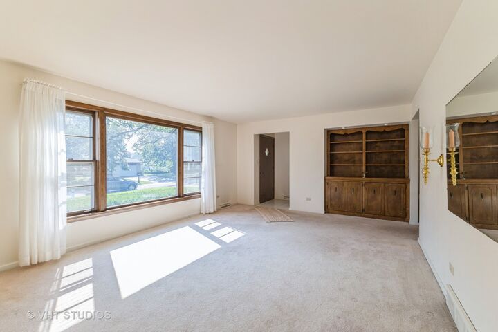 Property Photo: 12722 S 69th Court IL 60463