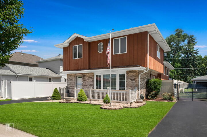 Property Photo:  9607 Marion Avenue  IL 60453 